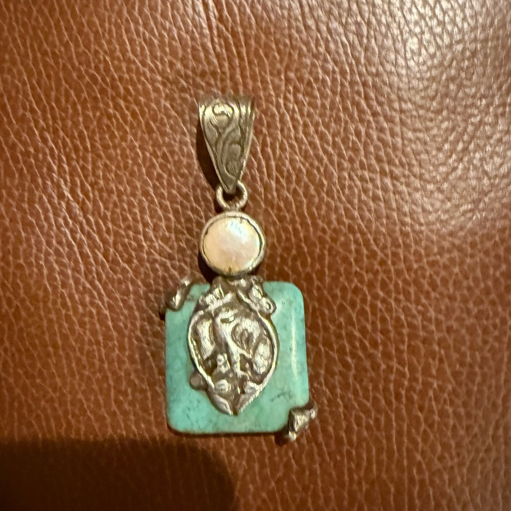 Silver and Turquoise White Pearl Pendant
